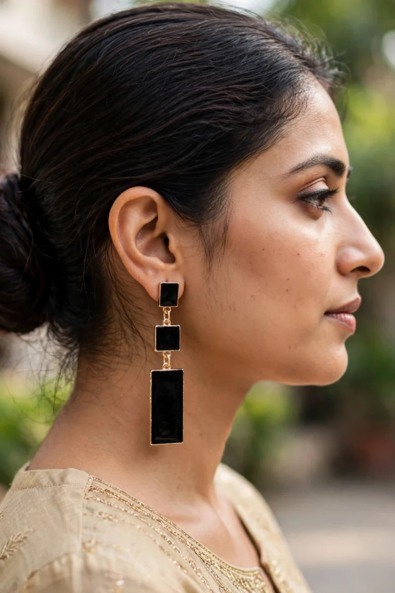 Sarina Black - View 2